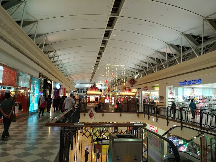 Alamanda Shopping Centre Picture 5