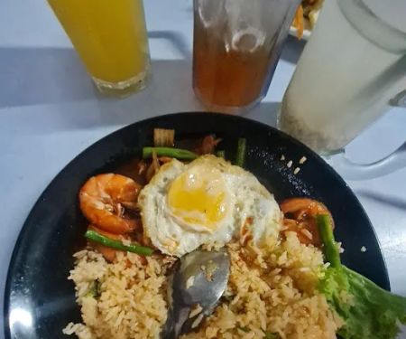 Dom Cafe
