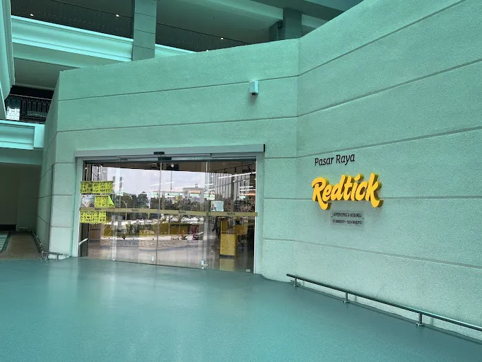Shaftbury Putrajaya entrance 1 Picture 3