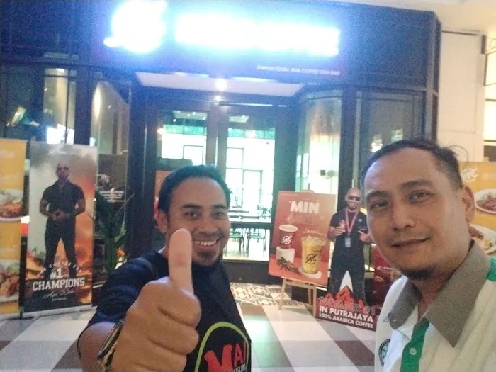 Shaftbury Putrajaya entrance 1 Picture 2