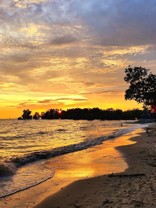 Pantai Kelanang Picture 10