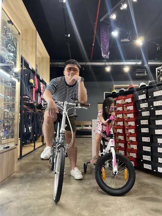 Turbomad Cycle - M3 Mall Picture 6