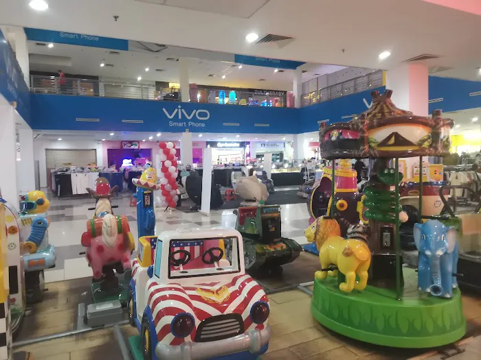 Kiara Square Shopping Mall Picture 10