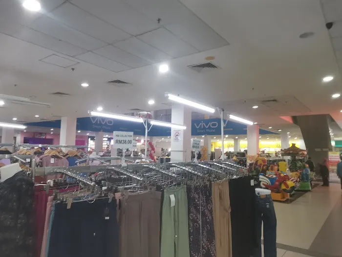 Kiara Square Shopping Mall Picture 5
