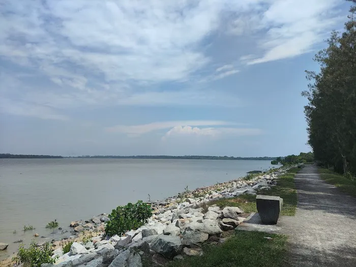 Laguna Park View Picture 1