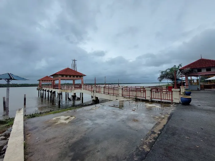 Laguna Park View Picture 5