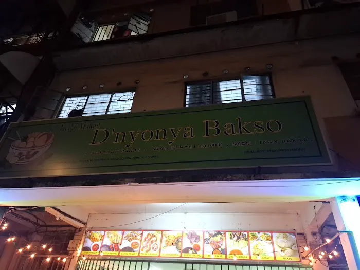 D'nyonya bakso Picture 3