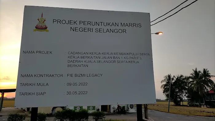 SURAU HJ MAHMUD Picture 6