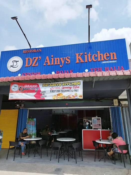 DZ'AINYS KITCHEN Picture 3