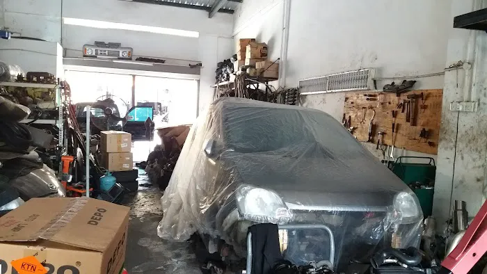 Two Pro Garage Picture 1
