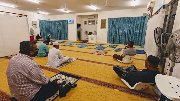 Surau Al Muttaqin, Apartment Seri Kasturi Setia Alam Picture 3