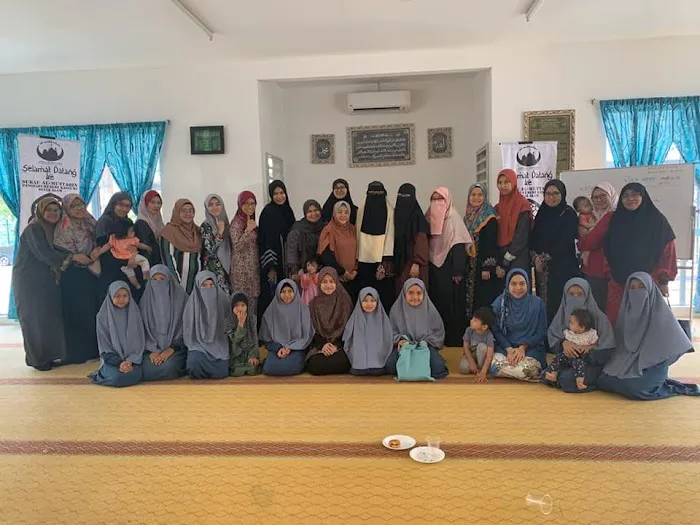 Surau Al Muttaqin, Apartment Seri Kasturi Setia Alam Picture 4