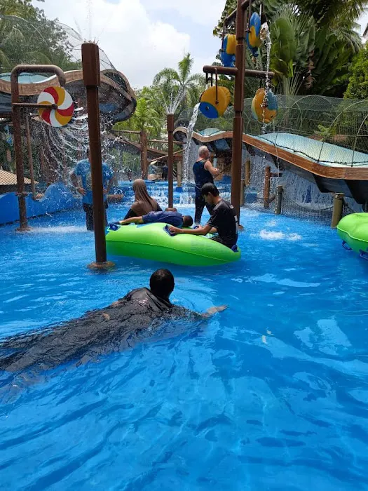 Wet World Water Park Shah Alam Picture 7