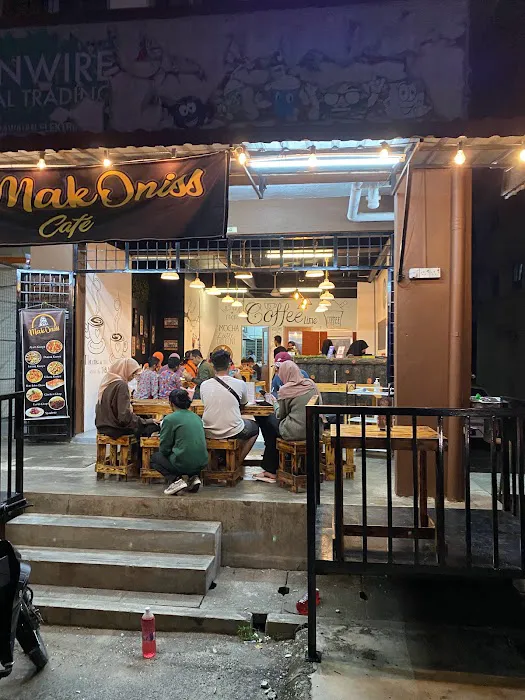 MakOniss Cafe Picture 1