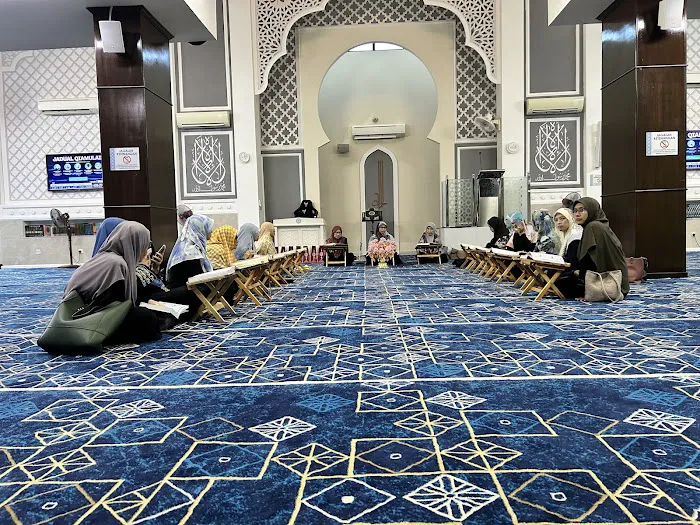 Surau Al-Ihsan (Solat Jumaat) Picture 2