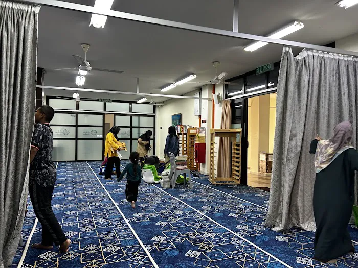 Surau Al-Ihsan (Solat Jumaat) Picture 9