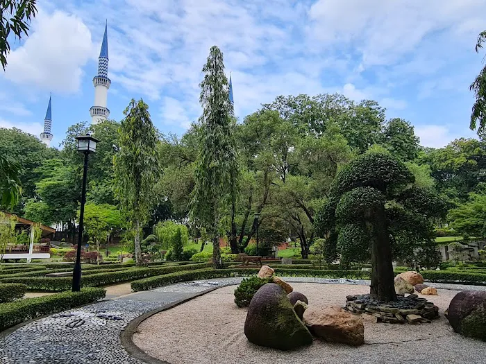 Selangor - Japan Friendship Garden Picture 6
