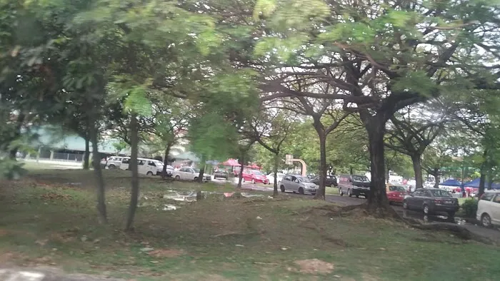 Park Beside Surau Al-Hidayah Picture 5
