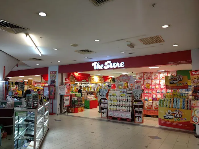 Paragon Point Shopping Centre Picture 3