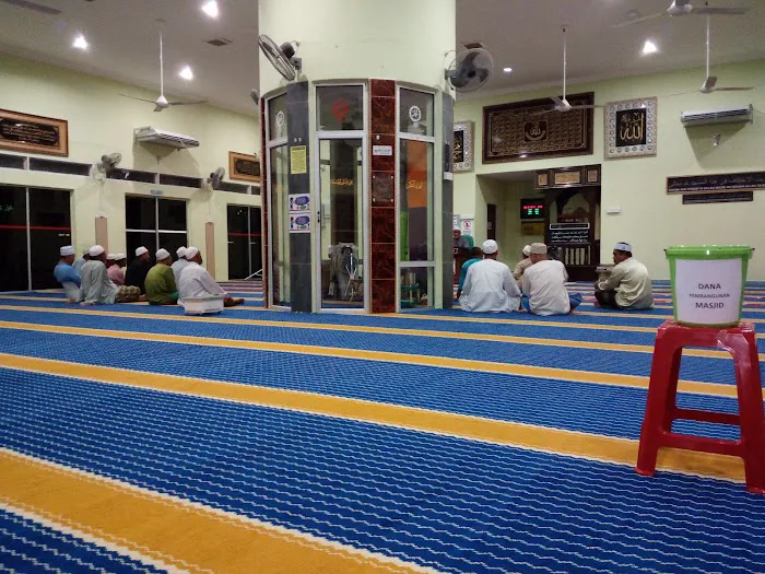 MASJID AS- SOLEHIN JENGKA 3 Picture 2