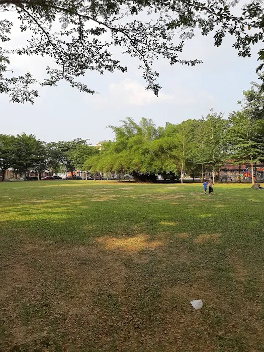 Taman Rekreasi Medan Idaman Picture 3