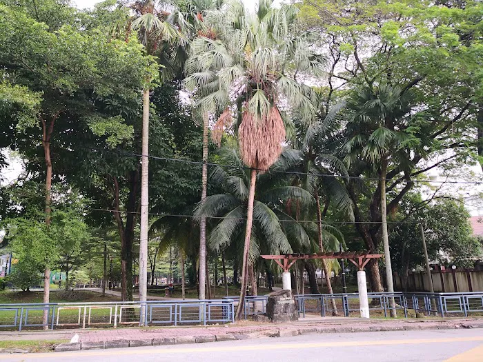 Taman Rekreasi Medan Idaman Picture 10