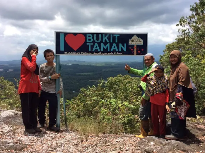 Bukit Taman Kg Serigala Picture 3