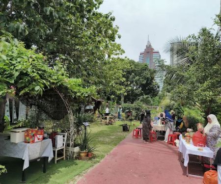 Sungai Bunus Urban Farm