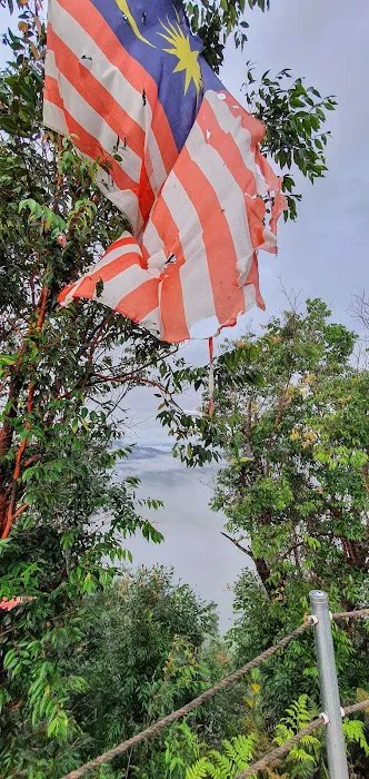 Bukit Batu Sawa Parking/Trailhead Picture 7