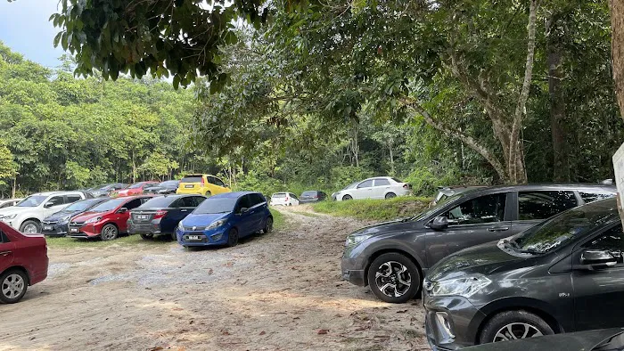 Bukit Batu Sawa Parking/Trailhead Picture 10