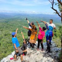 Bukit Batu Sawa Hilltop ico