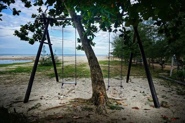 Pantai Melawi Picture 9