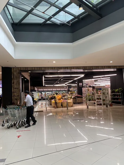 United Point Mall Picture 6