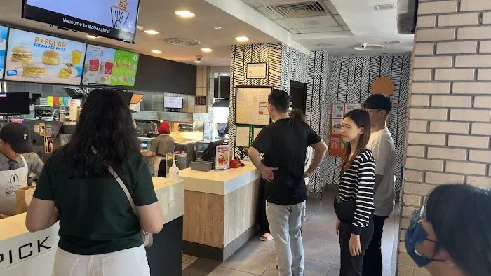 McDonald's Shell Karak DT Picture 6