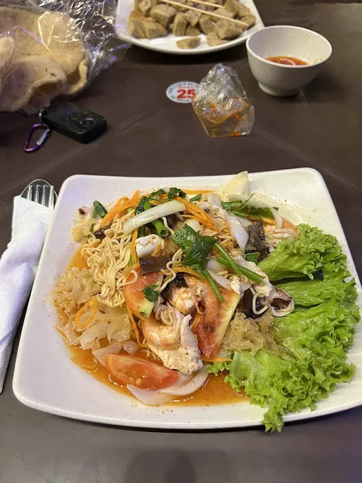 Alisha Tomyam Picture 2