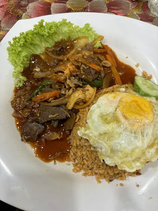 Izan food house Picture 1
