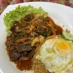Izan food house