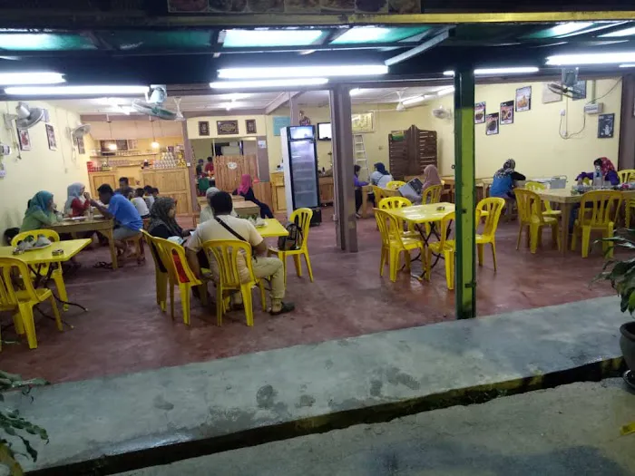 Izan food house Picture 6