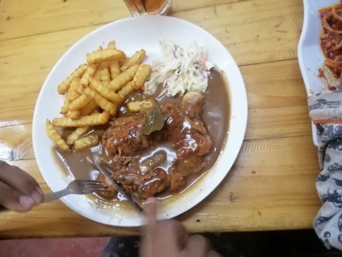 Izan food house Picture 9