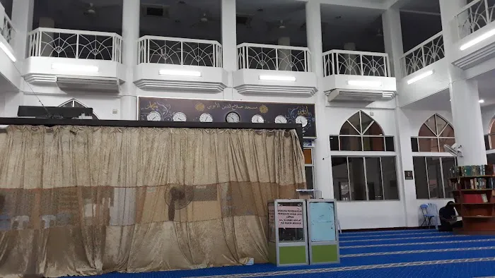 Masjid Salahuddin Al-Ayubbi Taman Melati Picture 4