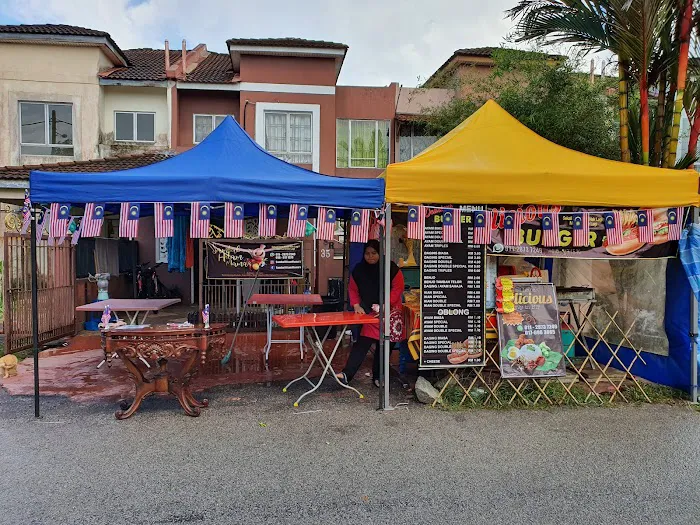 DELICIOUS STALL DEPAN PADANG Picture 2