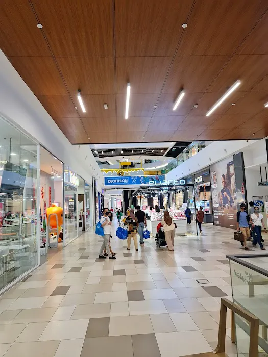 MyTOWN Shopping Centre Picture 6