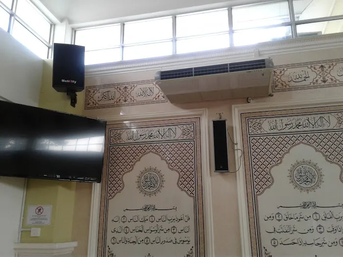 Ashabus Solihin Mosque Picture 2