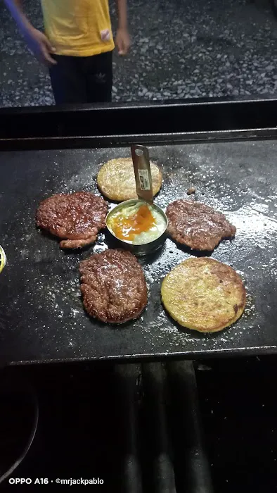 Mirahyaa Burger Picture 8