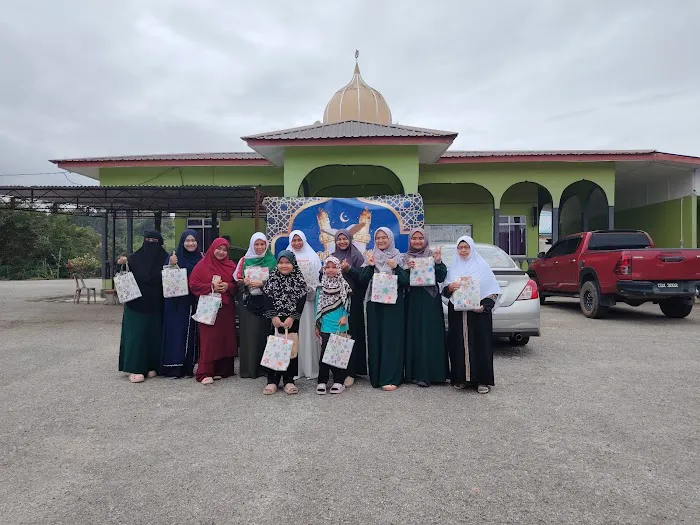 Masjid Kampung Petola Picture 1