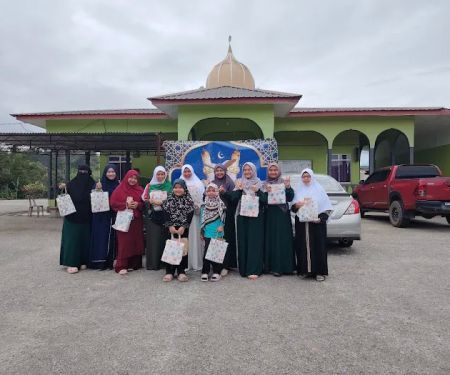 Masjid Kampung Petola