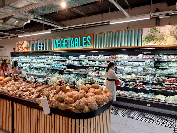 Bloomsvale Shopping Gallery Picture 4