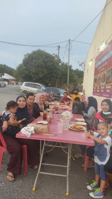 Nur Qaseh Cafe Picture 4