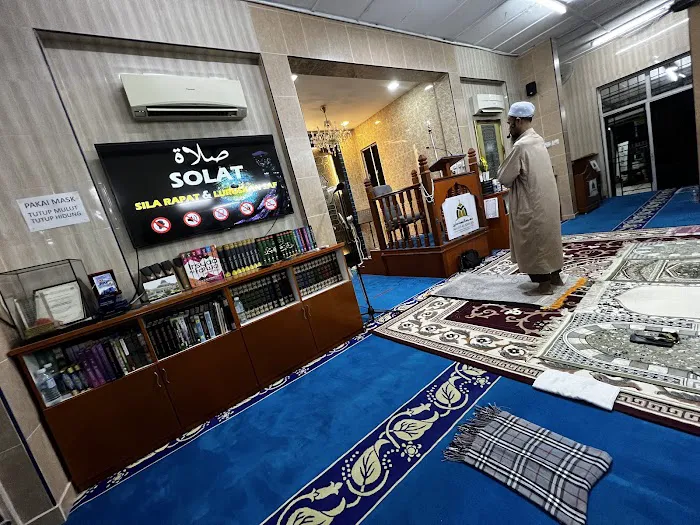 Masjid As-Sodiqin, Taman Kobena Picture 9