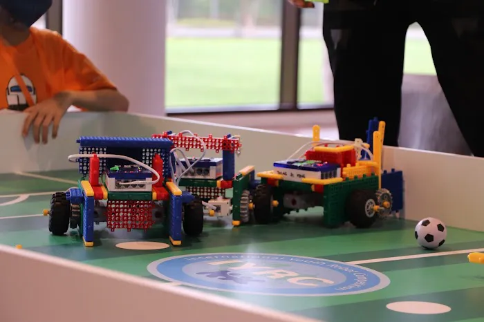 My-Robot Sg Long - Robotics & Coding Academy Picture 3